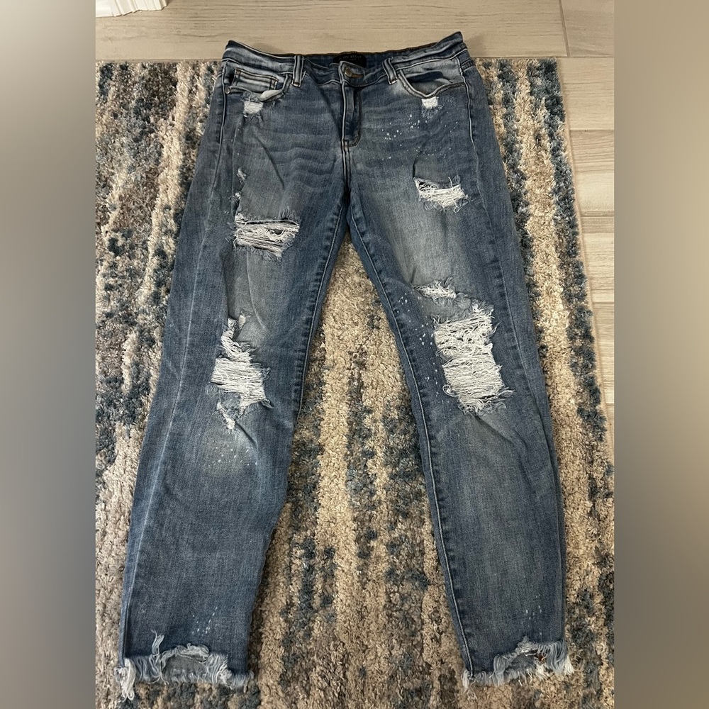 Judy Blue Boyfriend Fit Distressed Jeans